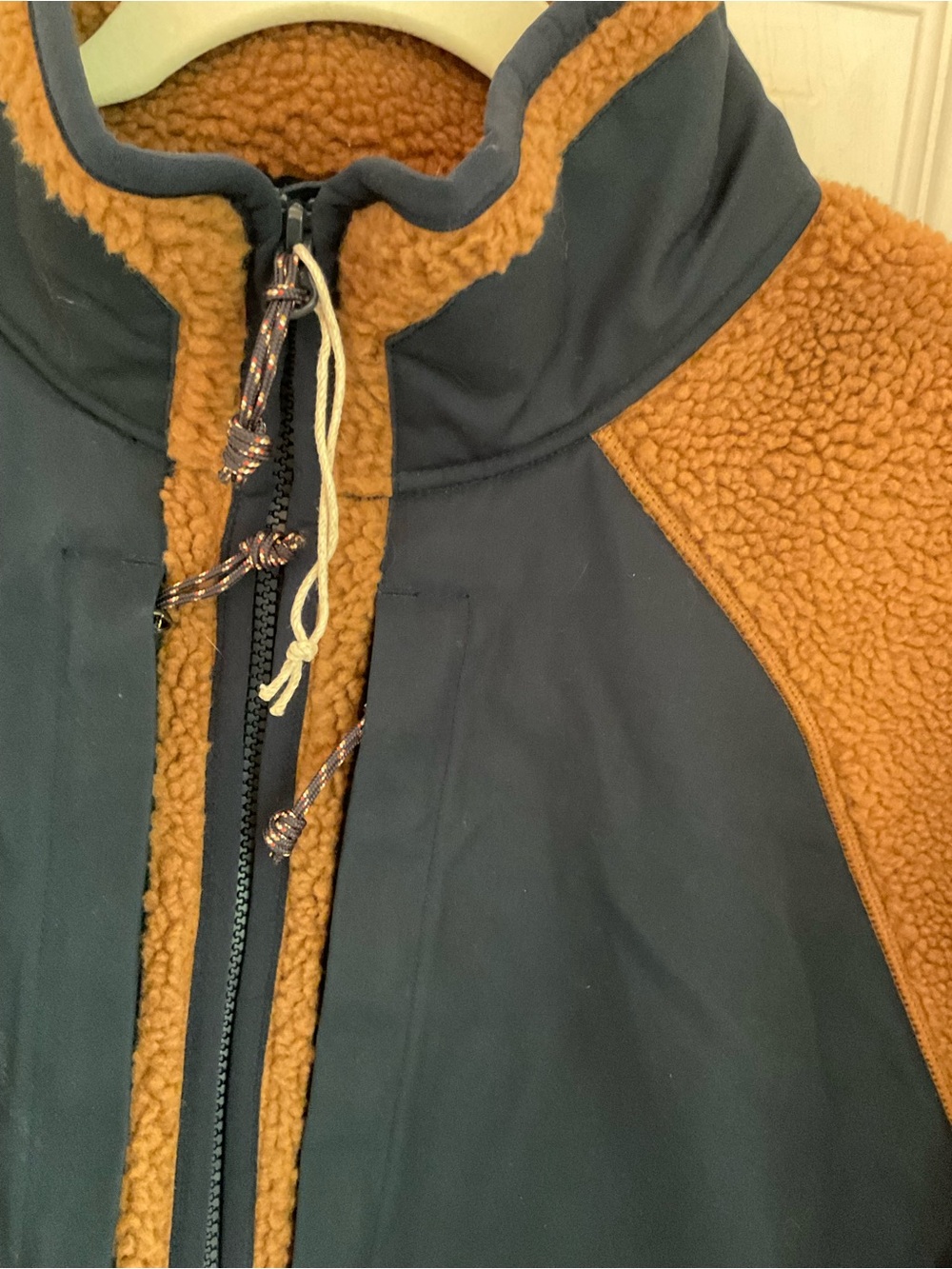 Fjallraven Brown Sherpa Jacket with reinforced Panels - Picture 8 of 12